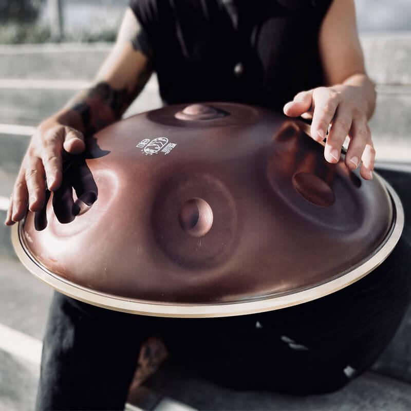HLURU Level A Upgrade Bronze Kurd Scale D Minor 22 Inch 9/10 Notes 1.2mm Nitride Steel Handpan Drum, Available in 440 Hz, High-end Percussion Instrument - HLURU.SHOP